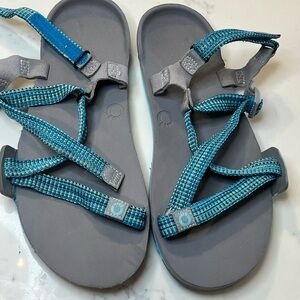 Stylish Gray and Blue Women's Sandals